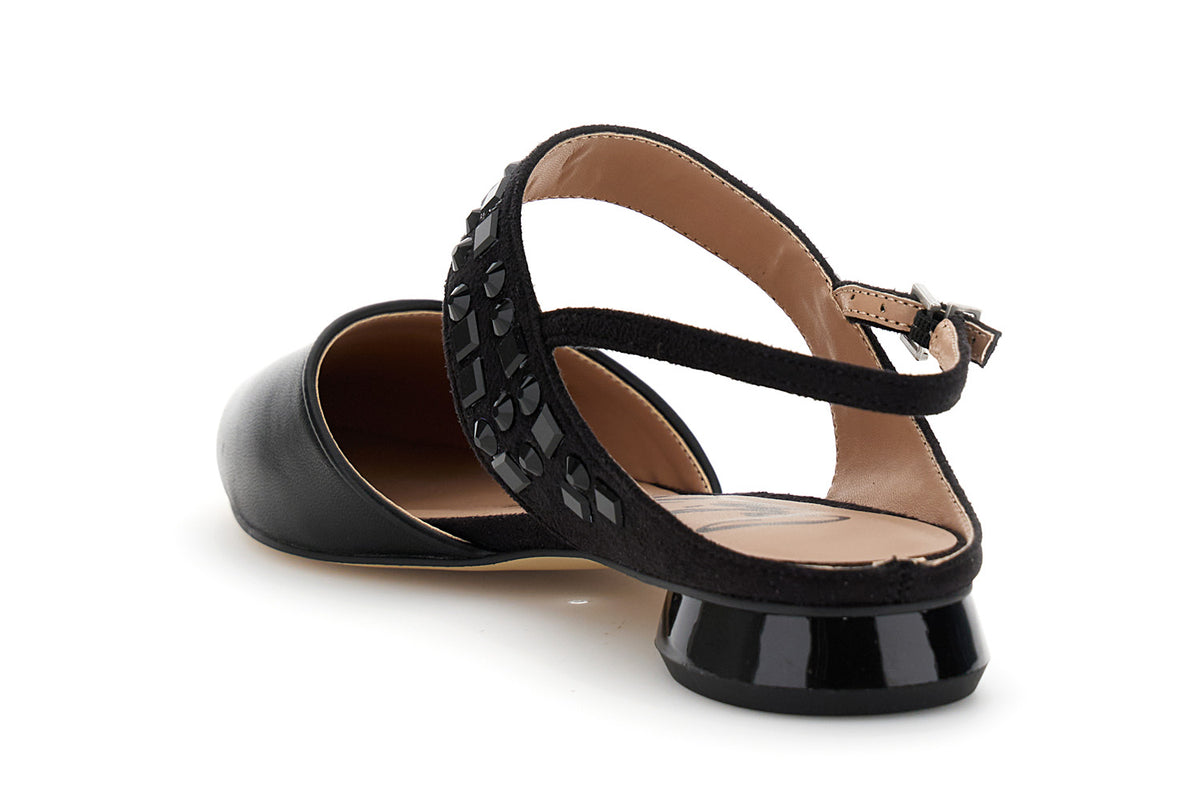 gid://shopify/Product/16122285850956_2