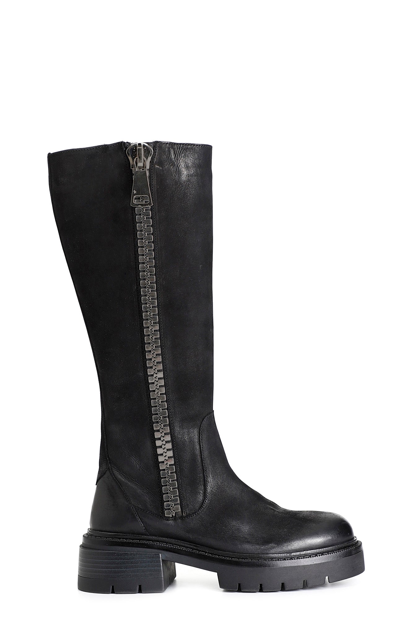 gid://shopify/Product/16035512156492_58579349930316