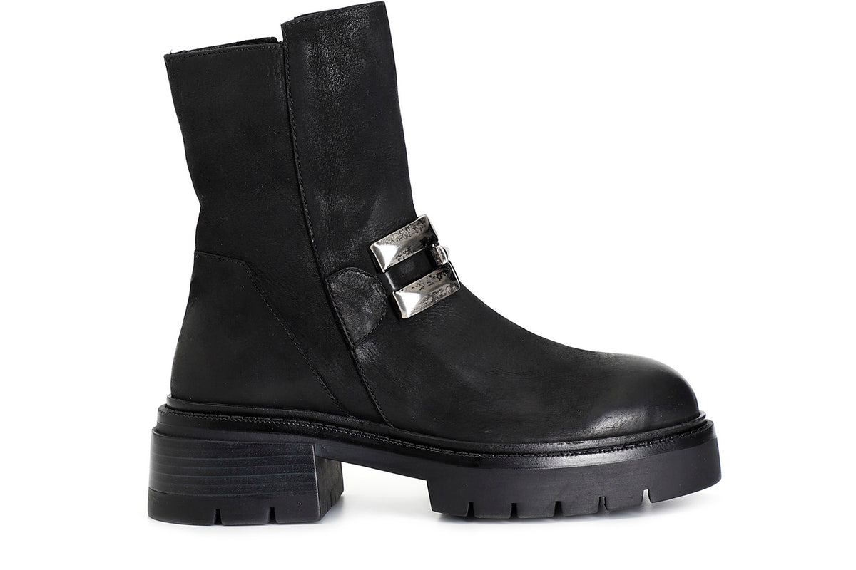 gid://shopify/Product/16175361851724_59118974927180