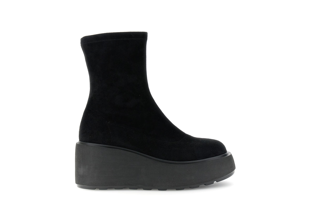 gid://shopify/Product/16122467516748_58877185065292
