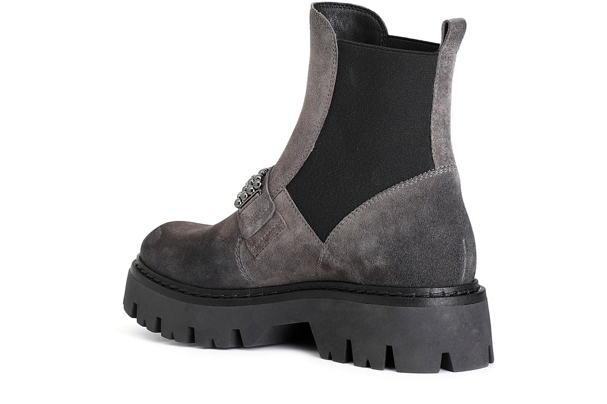 gid://shopify/Product/16175378104652_2