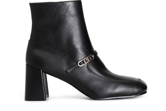 gid://shopify/Product/16035522576716_58579385155916