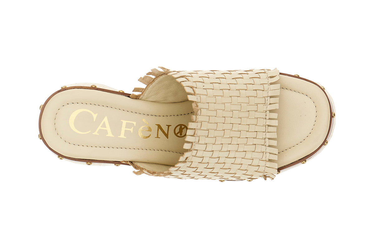 gid://shopify/Product/16122351649100_3