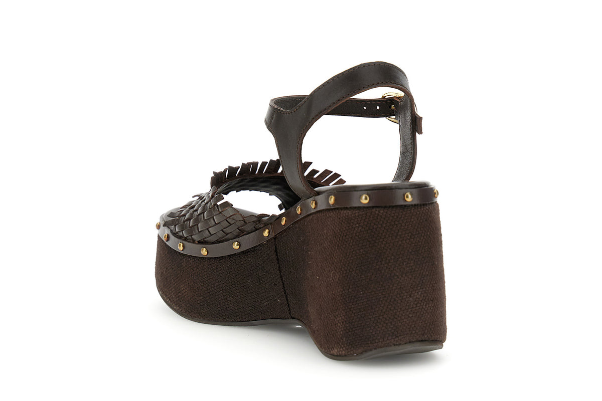 gid://shopify/Product/16122353353036_2