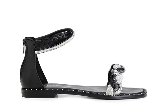 gid://shopify/Product/15782528450892_57658419708236