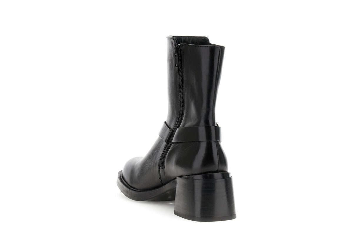 gid://shopify/Product/16122116407628_2