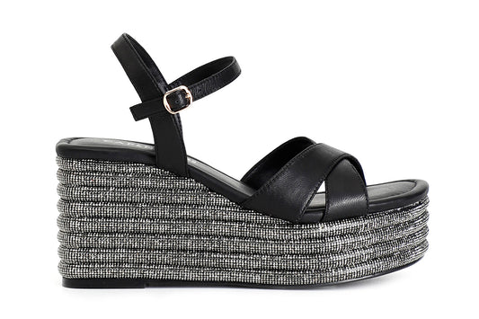 gid://shopify/Product/15782988480844_57661746741580