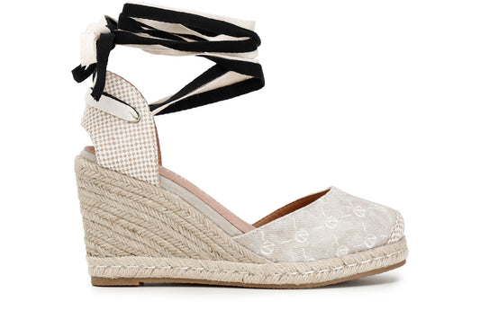 gid://shopify/Product/15782589202764_57658875019596