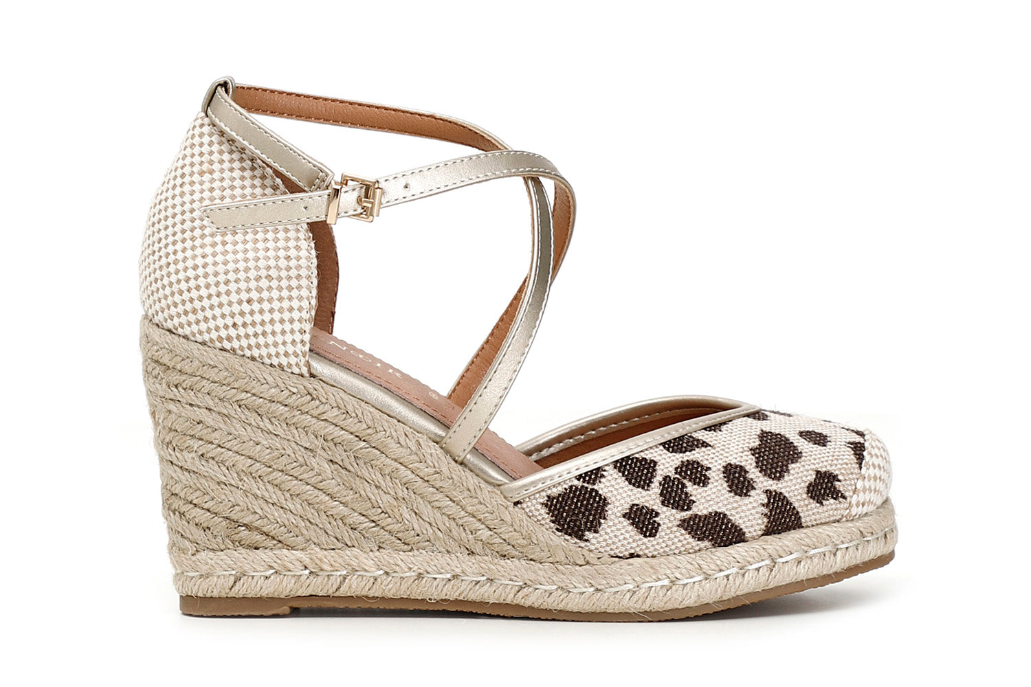 gid://shopify/Product/16034662154572_58576757358924