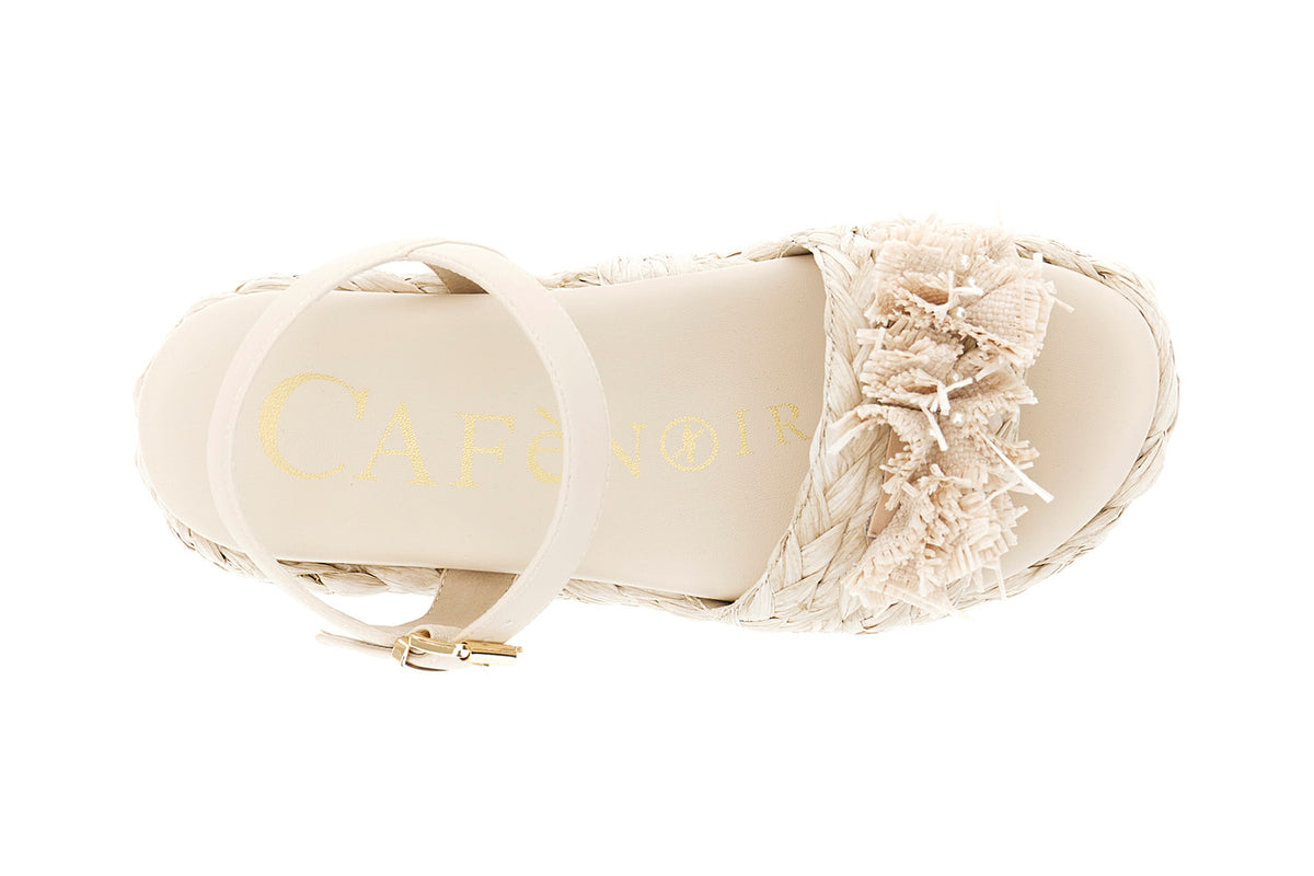 gid://shopify/Product/16122371014988_3