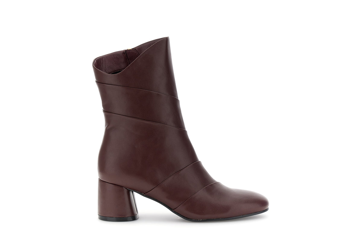 gid://shopify/Product/16176099623244_59122042569036