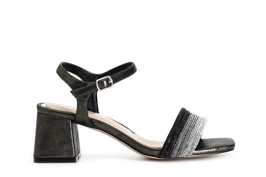gid://shopify/Product/15783030948172_57661872734540