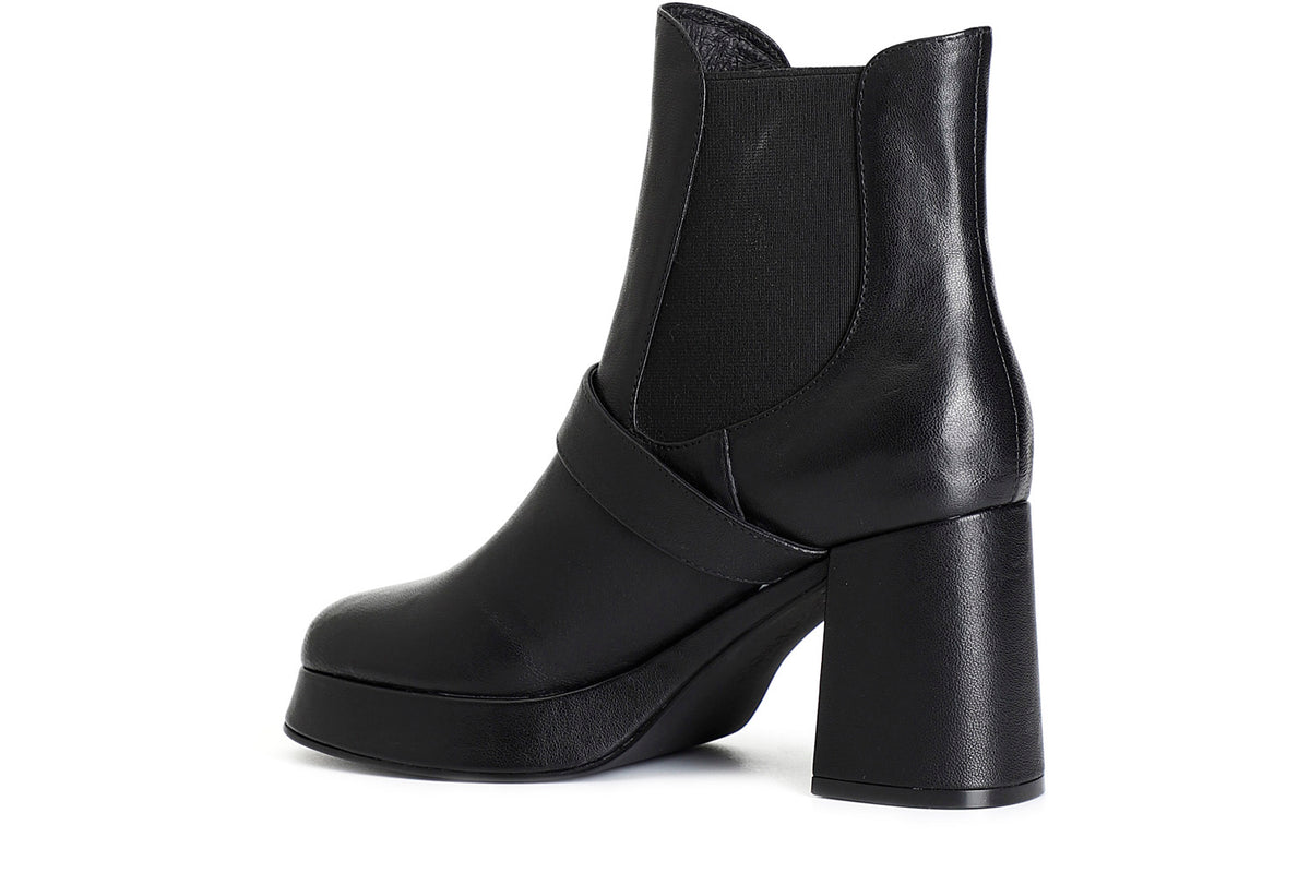 gid://shopify/Product/16175439184204_2