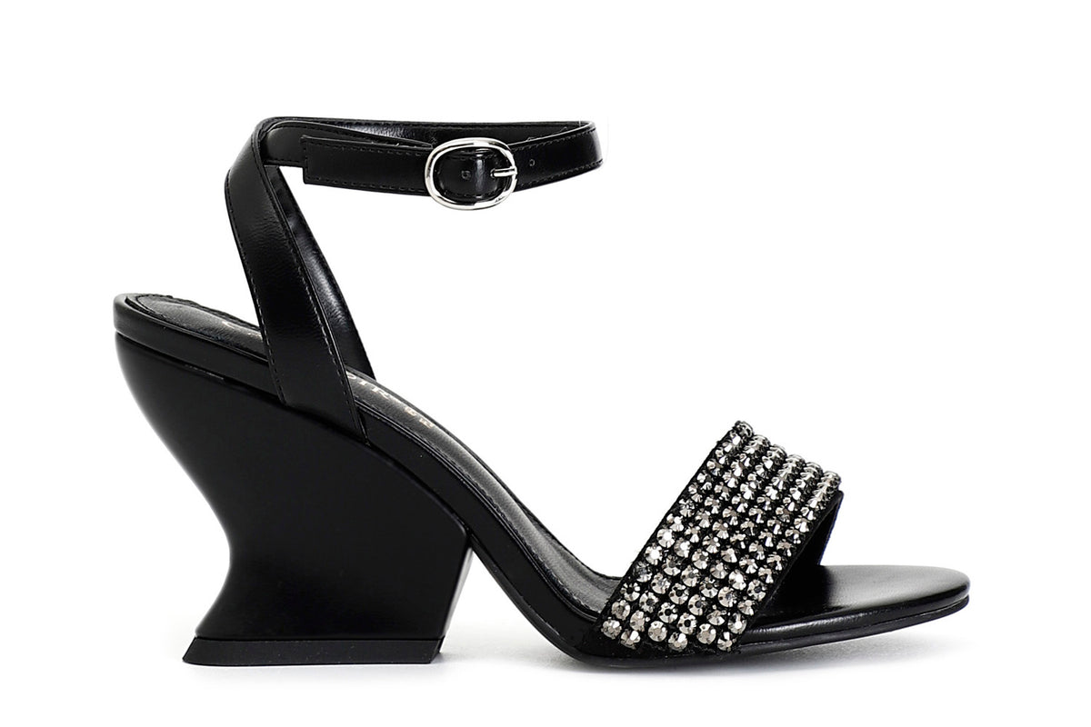 gid://shopify/Product/15783034618188_1