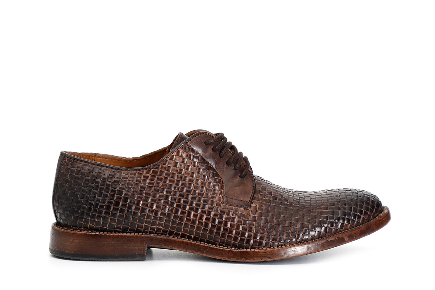 gid://shopify/Product/15782785220940_57660299444556