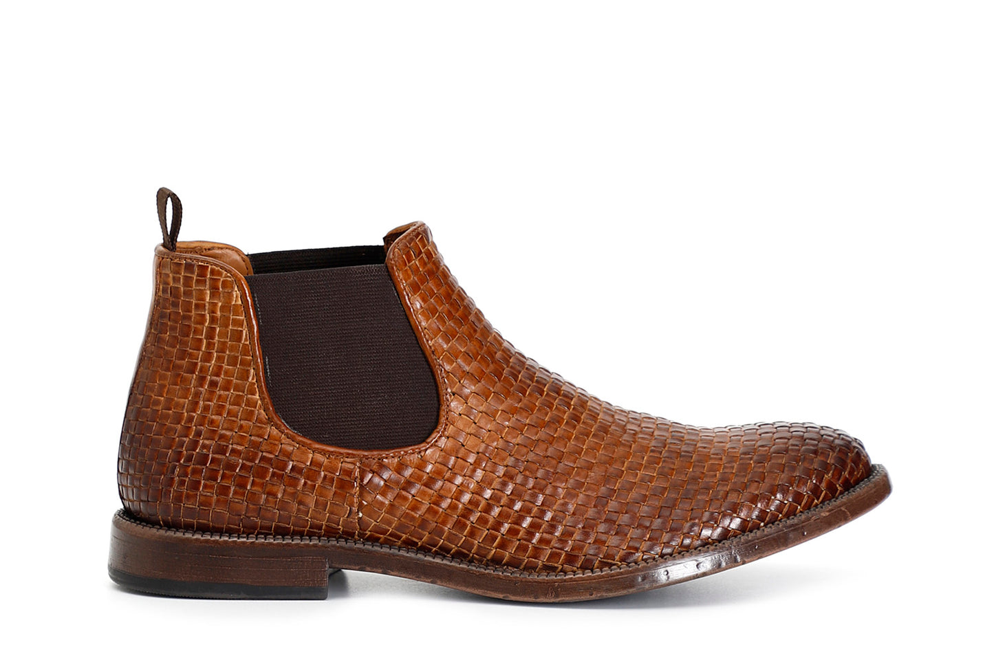 gid://shopify/Product/15782786695500_57660303081804