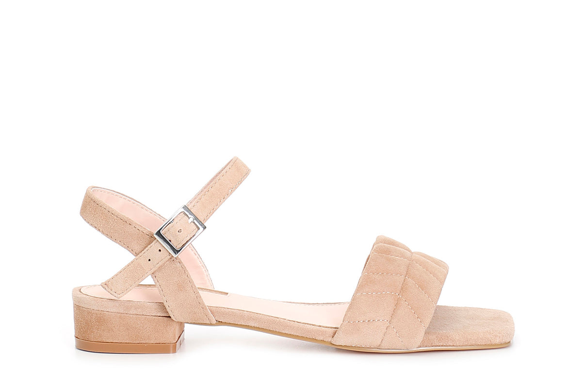 gid://shopify/Product/16121785352524_1