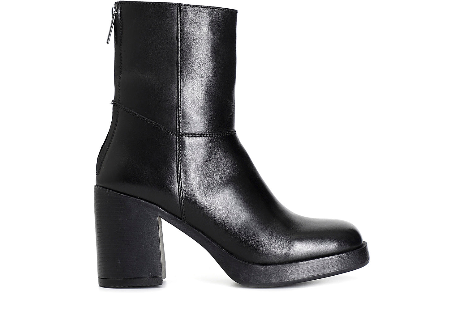 gid://shopify/Product/16035535683916_58579469828428