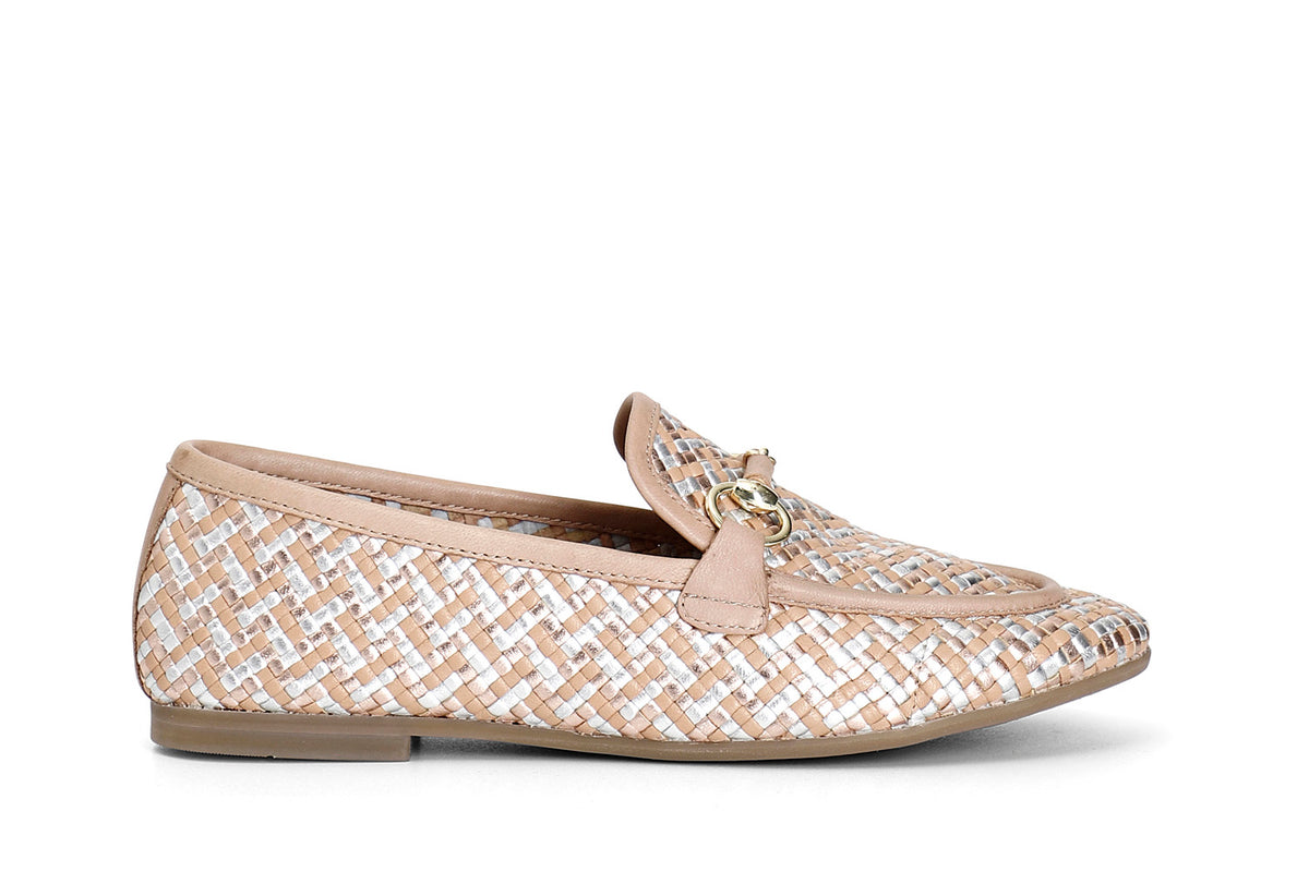 gid://shopify/Product/16121923174732_58873727811916