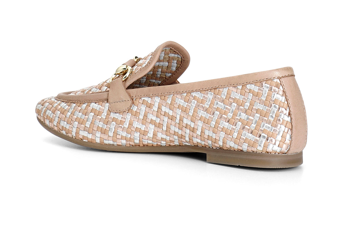 gid://shopify/Product/16121923174732_3