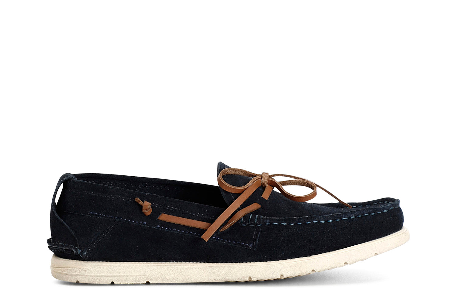 gid://shopify/Product/15783047233868_57662030643532
