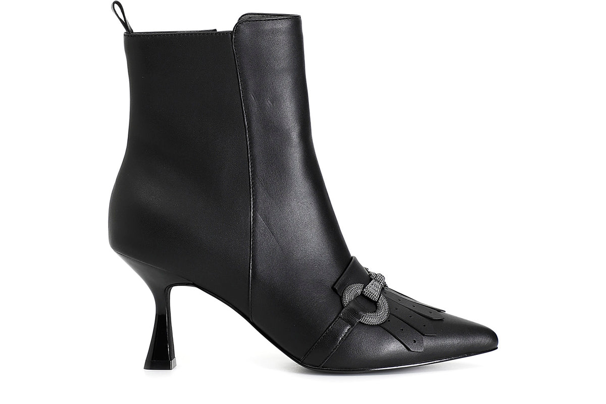 gid://shopify/Product/16035436429644_1