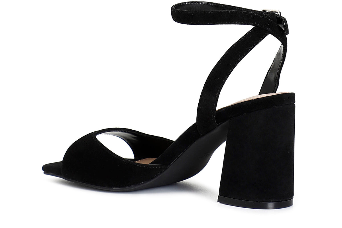 gid://shopify/Product/16121963774284_2