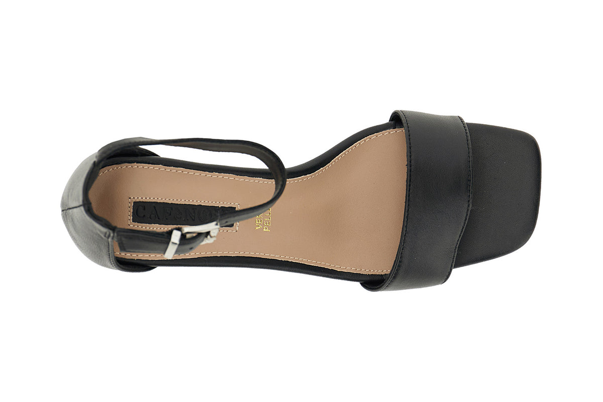 gid://shopify/Product/16122406502732_3