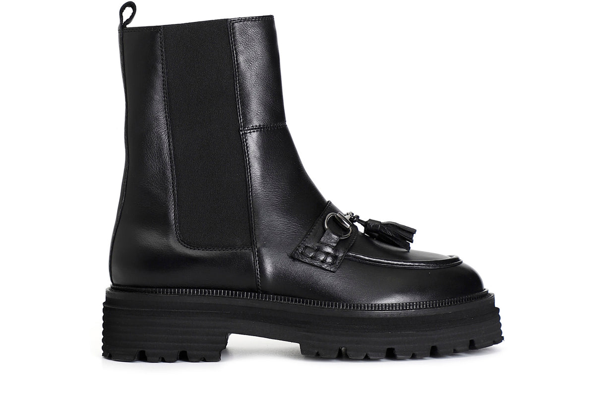 gid://shopify/Product/16175517401420_59119496331596