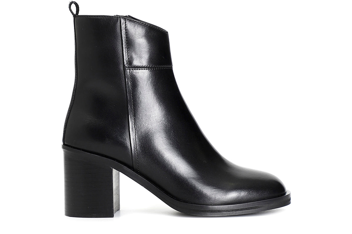 gid://shopify/Product/16121752551756_58873226494284