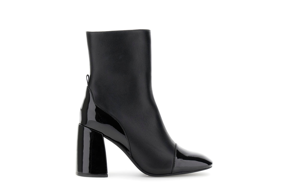 gid://shopify/Product/16122186662220_58874832683340