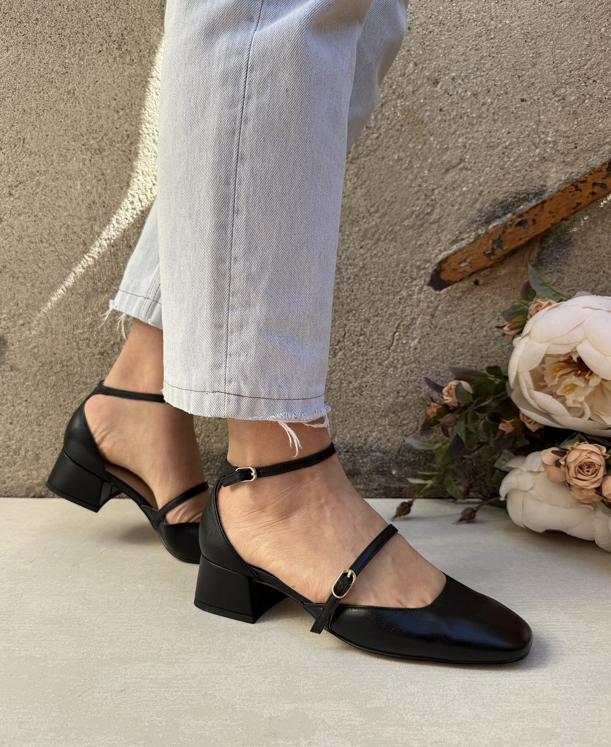 gid://shopify/Product/15740201402700_3