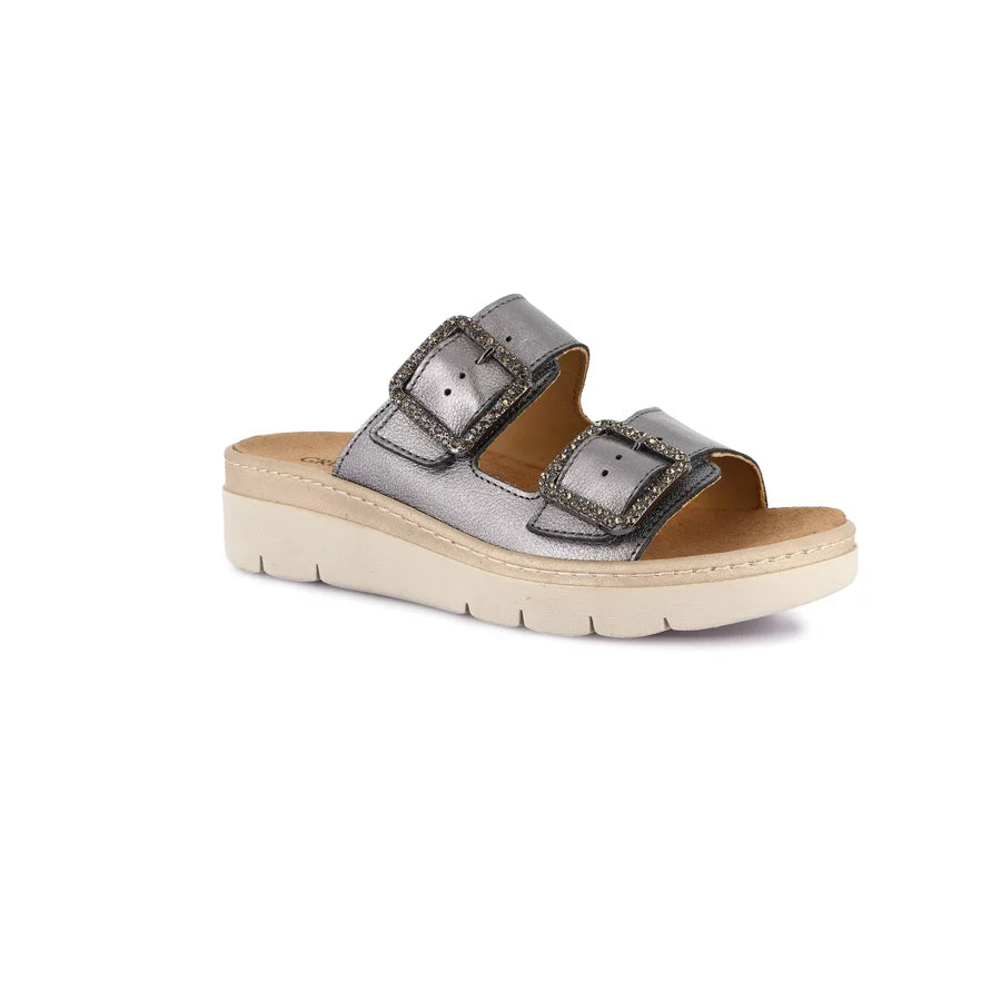 gid://shopify/Product/15712372162892_57339970715980