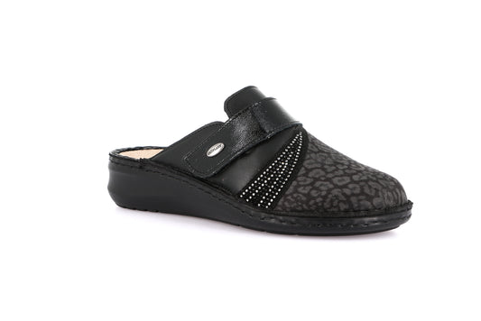 gid://shopify/Product/16106790879564_58821998805324