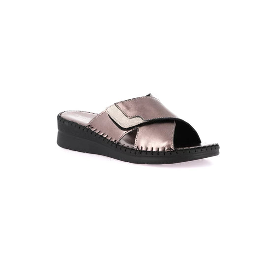 gid://shopify/Product/15712424427852_57340223586636