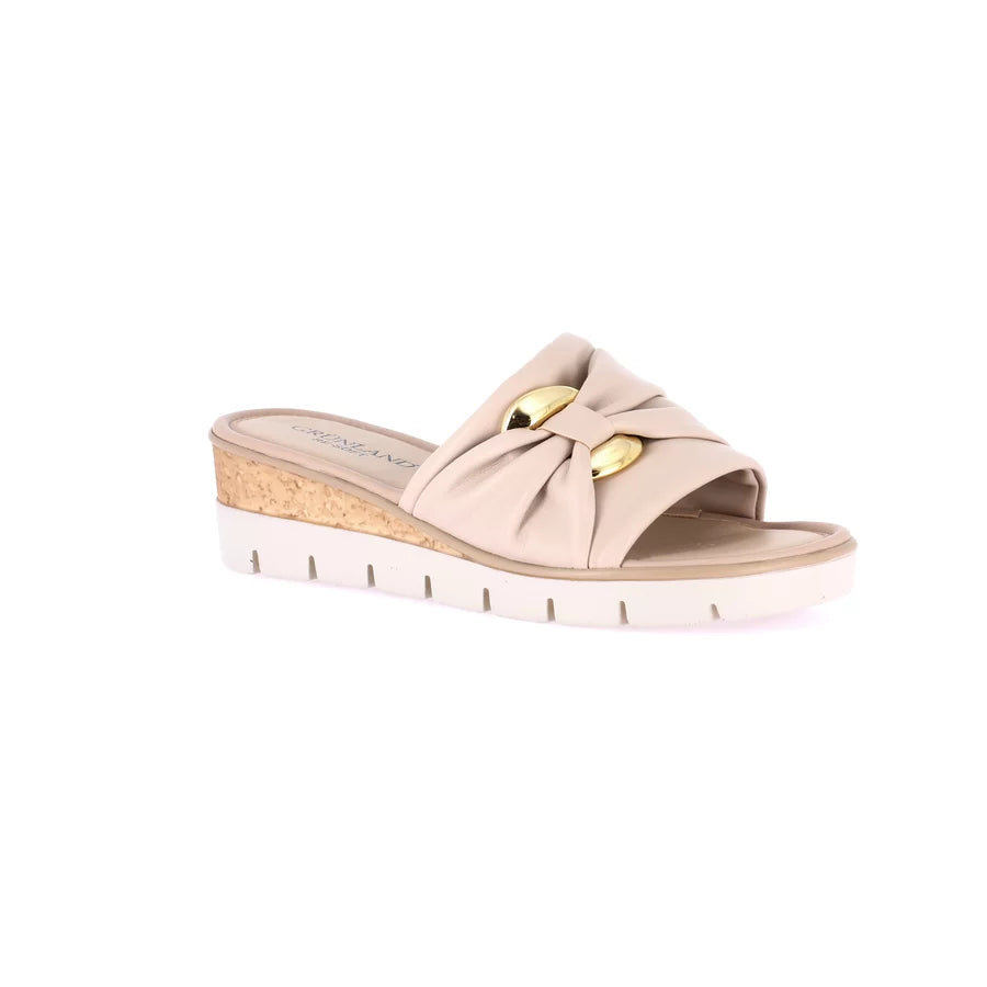 gid://shopify/Product/15753985655116_57518648230220