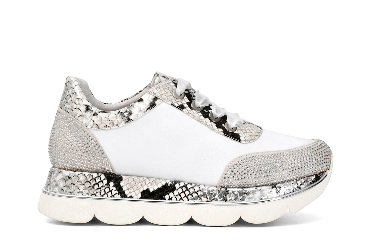 gid://shopify/Product/15782488244556_57658338050380