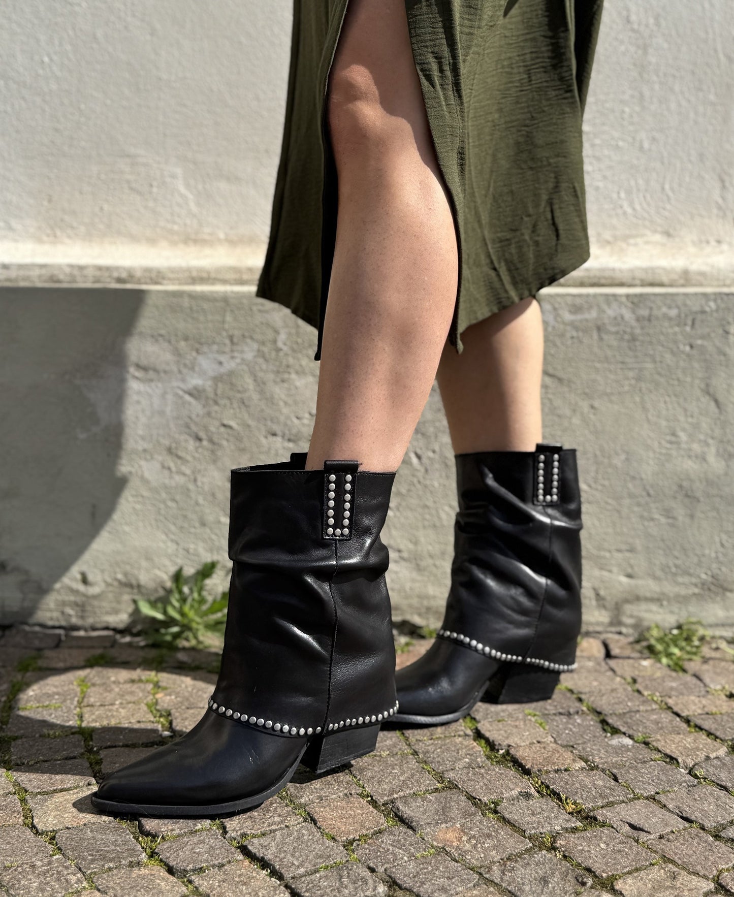 gid://shopify/Product/15740197732684_2