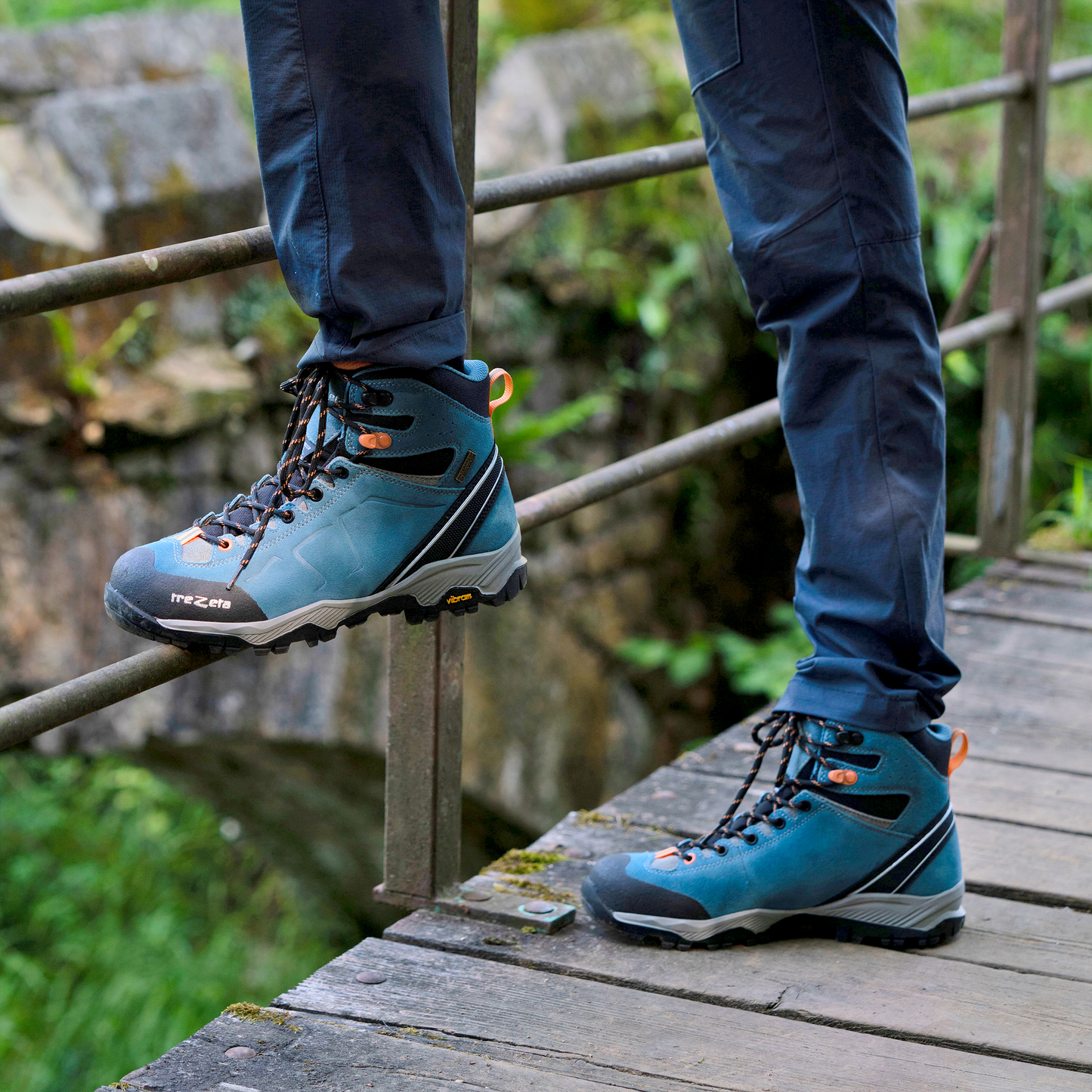 gid://shopify/Product/15702366290252_4