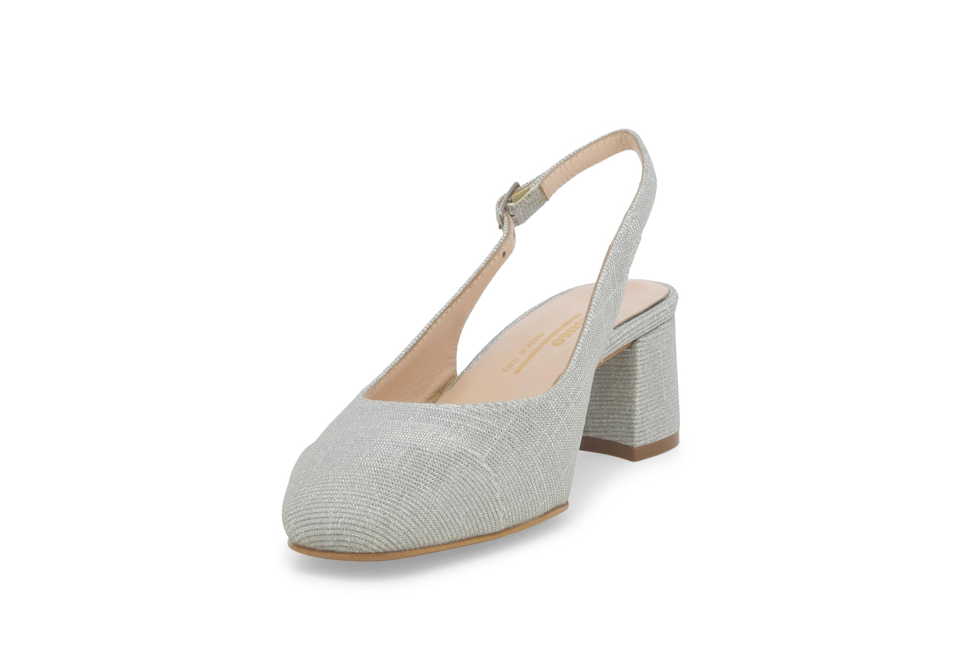 gid://shopify/Product/15685648712012_3