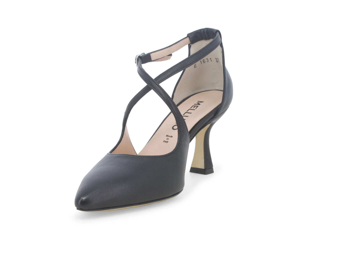 gid://shopify/Product/15685665816908_3