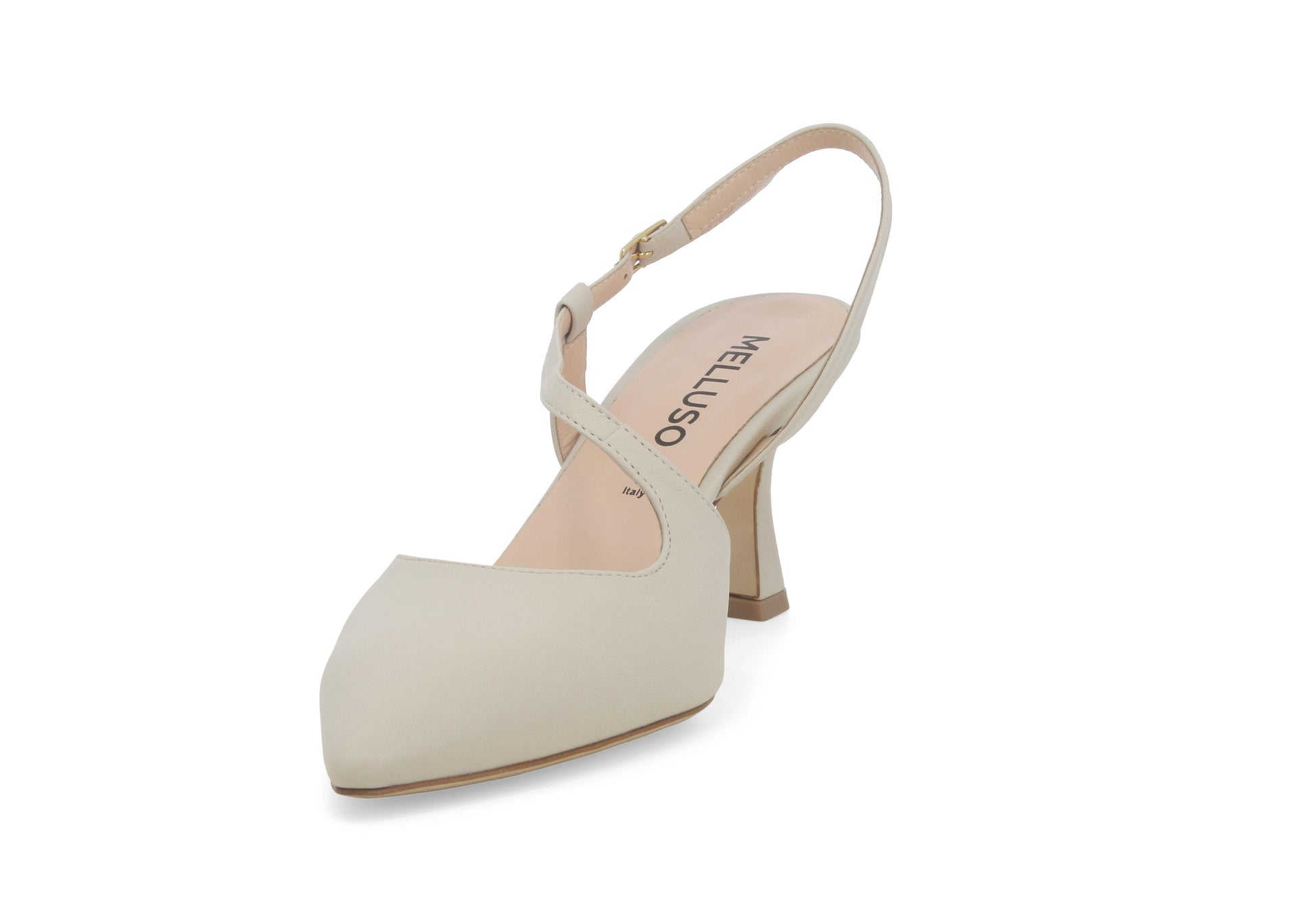 gid://shopify/Product/15685720572236_3