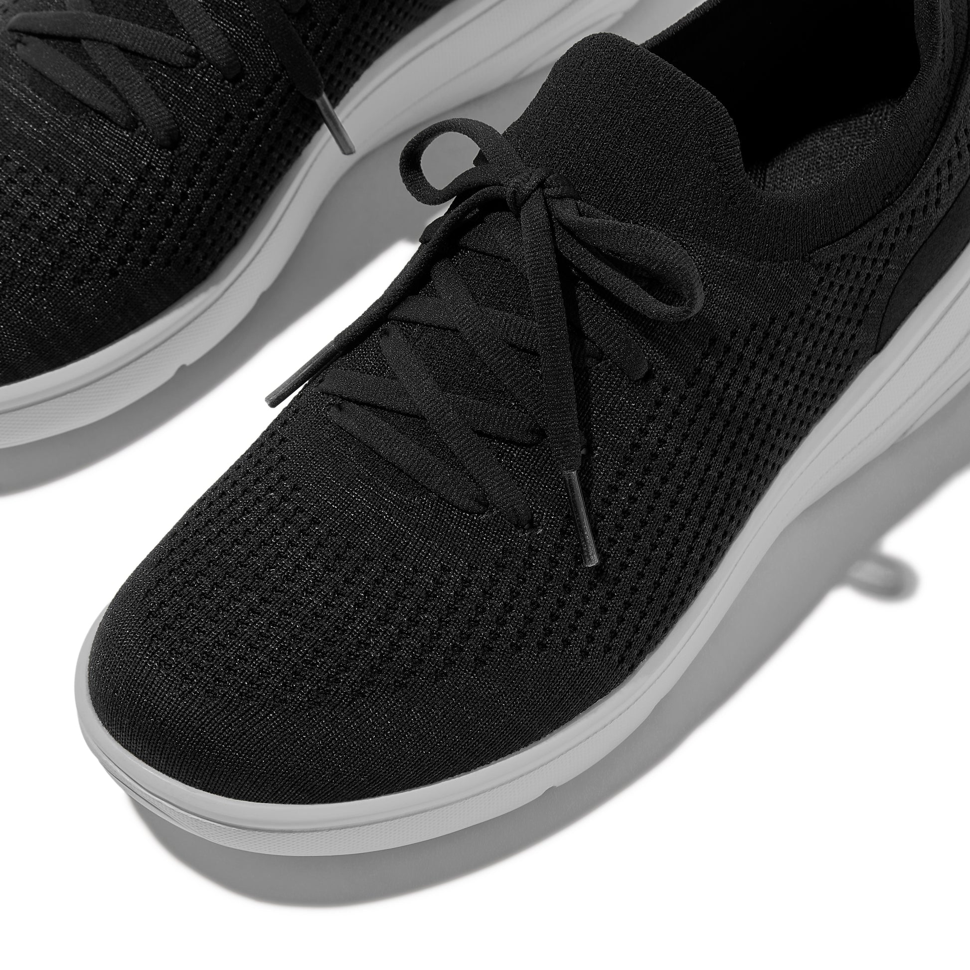 gid://shopify/Product/15939533570380_3