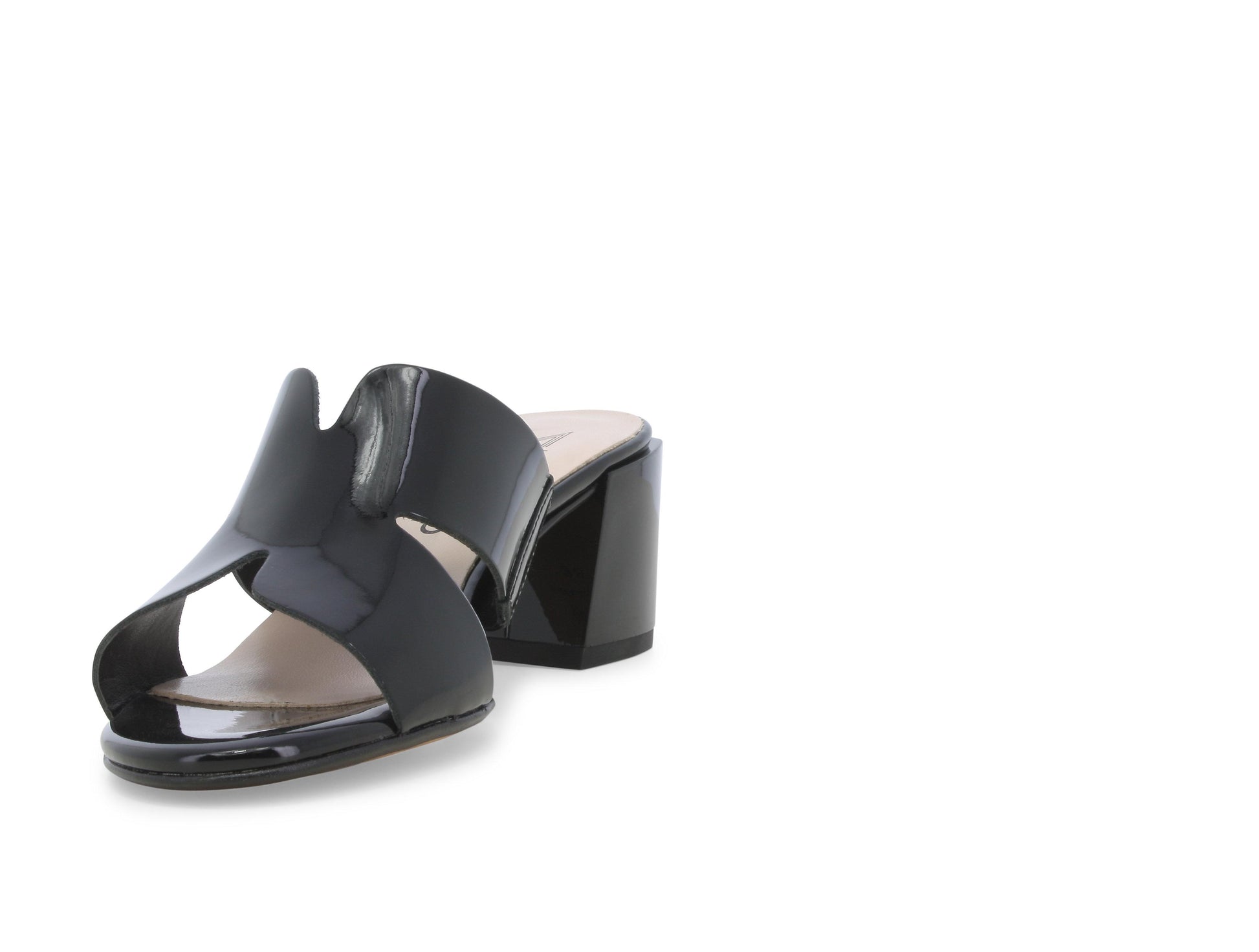 gid://shopify/Product/15686322389324_3