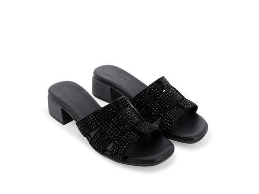 gid://shopify/Product/15761215062348_1