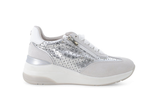 gid://shopify/Product/15761218306380_1