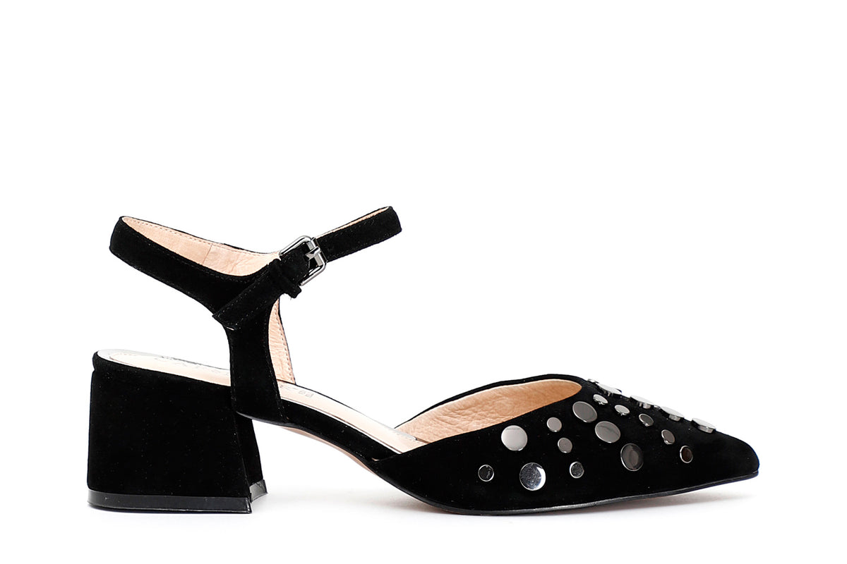 gid://shopify/Product/16121783517516_58873314181452