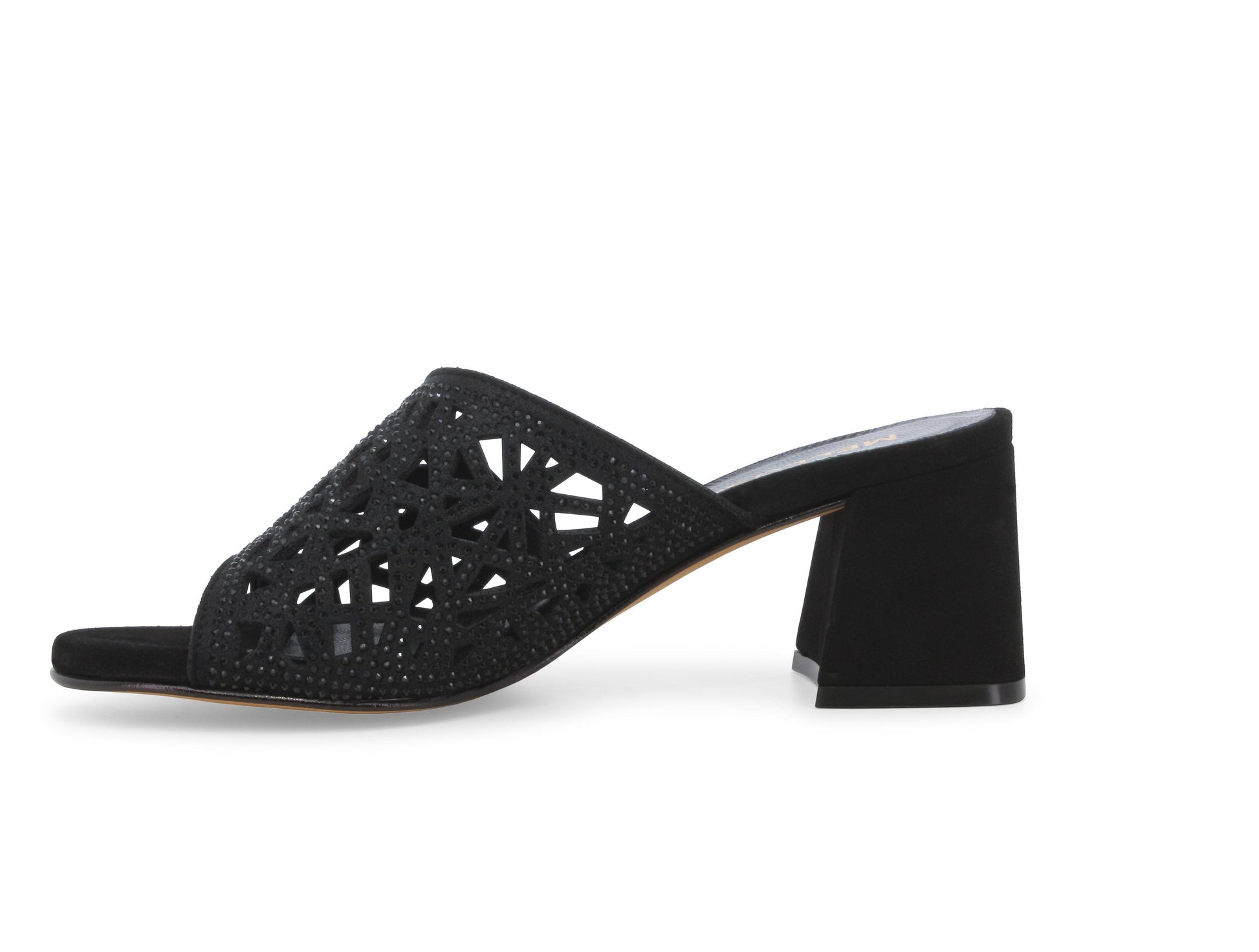 gid://shopify/Product/15686347718988_4