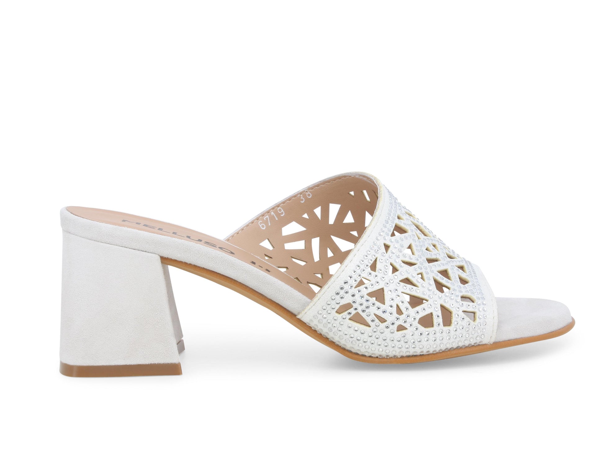 gid://shopify/Product/15686353846604_1