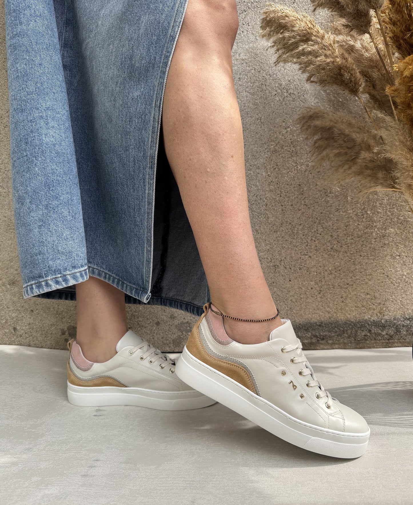 gid://shopify/Product/15740197470540_3